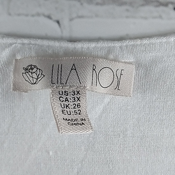 Lace Overlay Tank - Picture 4 of 9